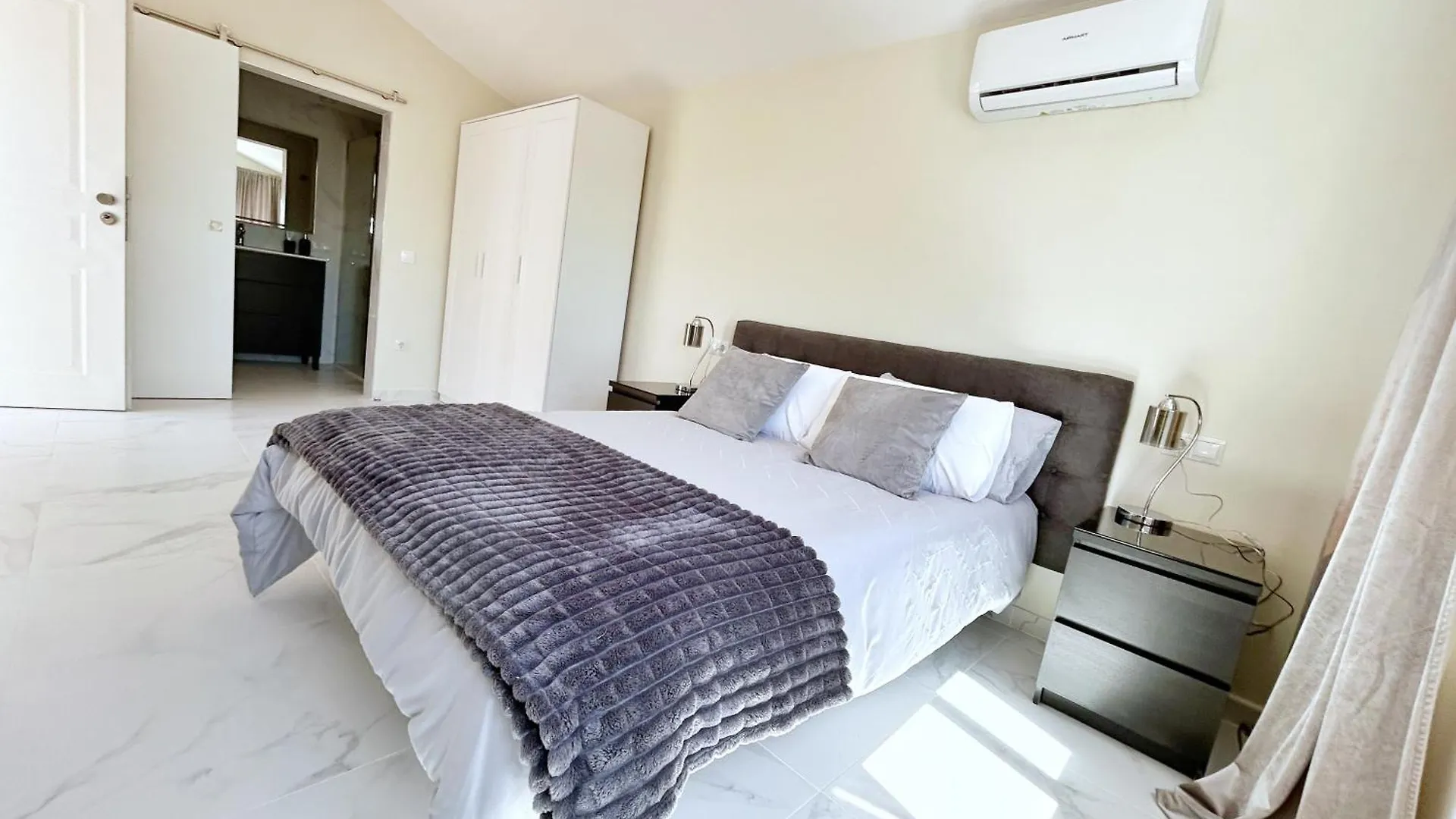 Luxury Seaside Villa Mijas Costa
